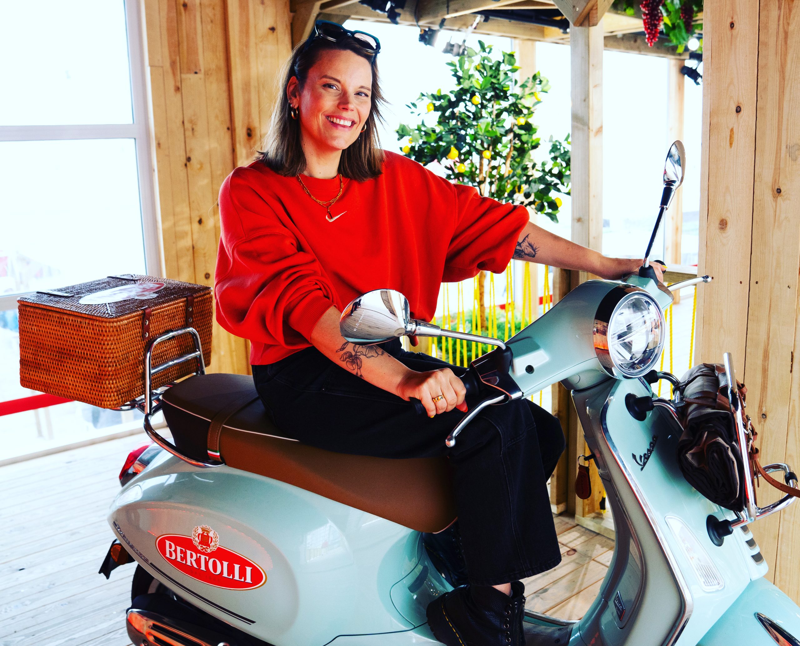 Bertolli x Q Beach House – win een Bertolli Vespa!